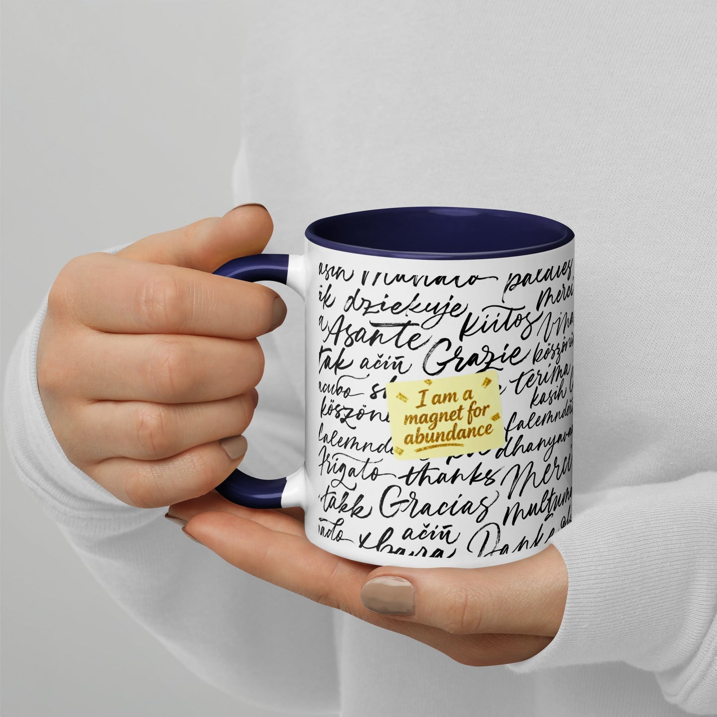 Taza magnética de gratitud de MDB Co. con interior de color