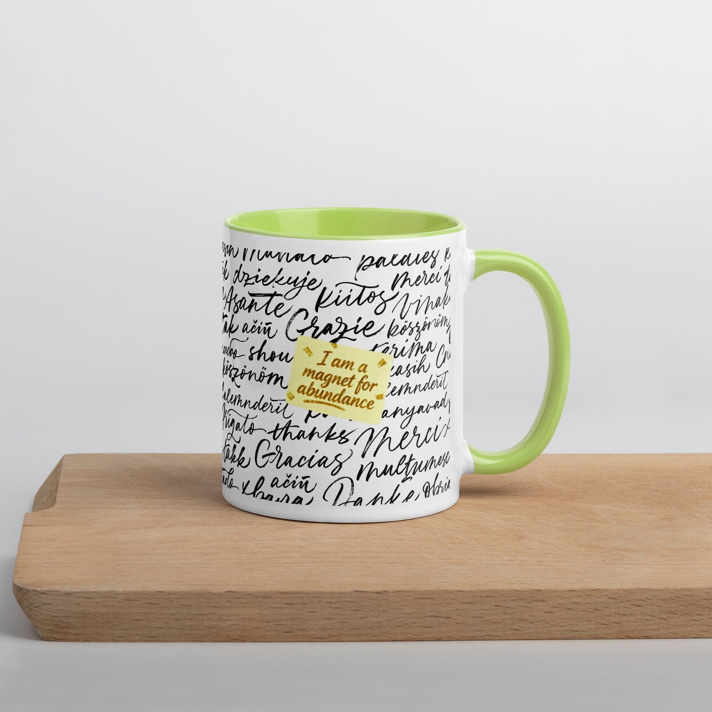 Taza magnética de gratitud de MDB Co. con interior de color