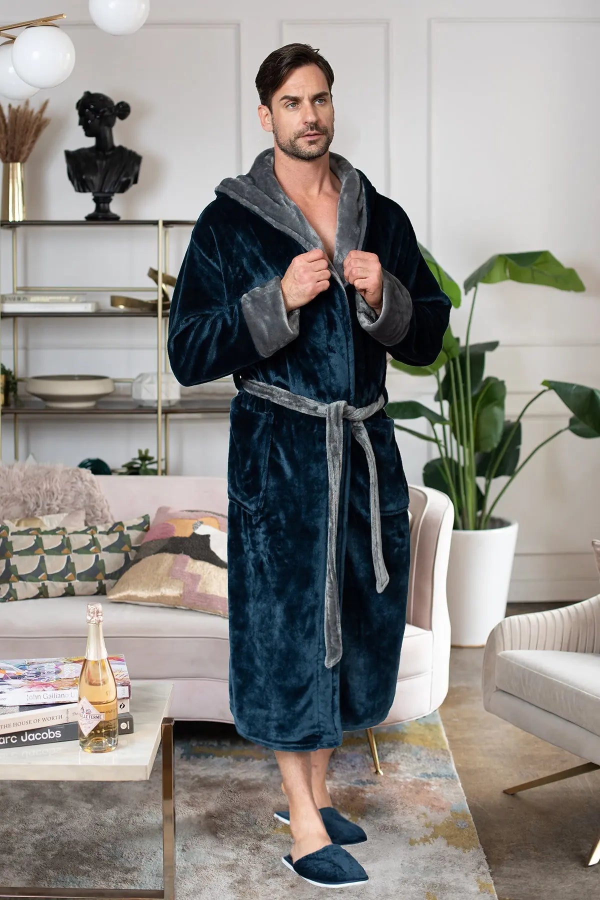 Men’s Robe with Hood – Ultra-Soft Plush Comfort for Everyday Use
