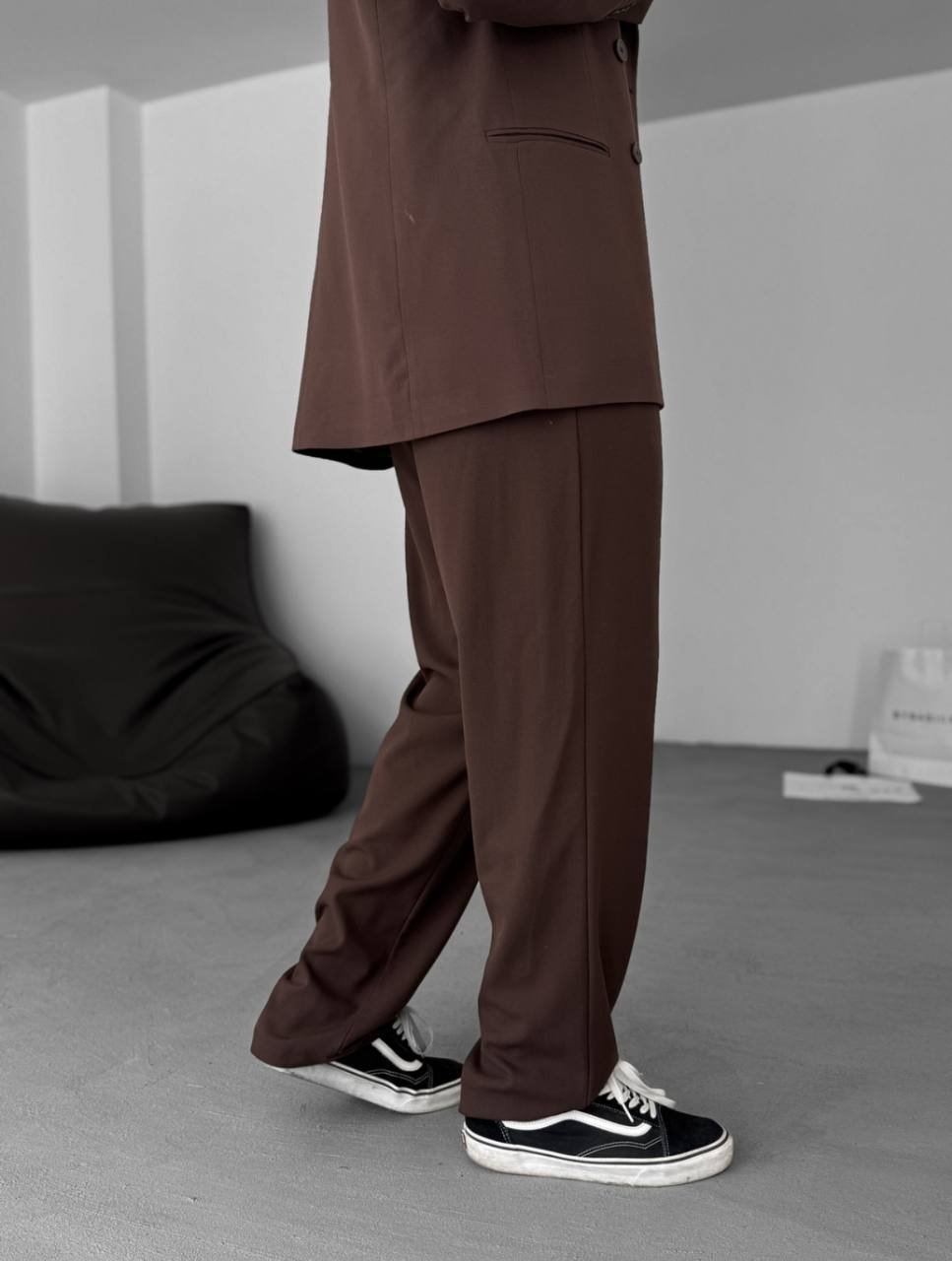 Pantalones Plisados Esenciales Modernos para Hombre – Comodidad a Medida para una Elegancia Diaria