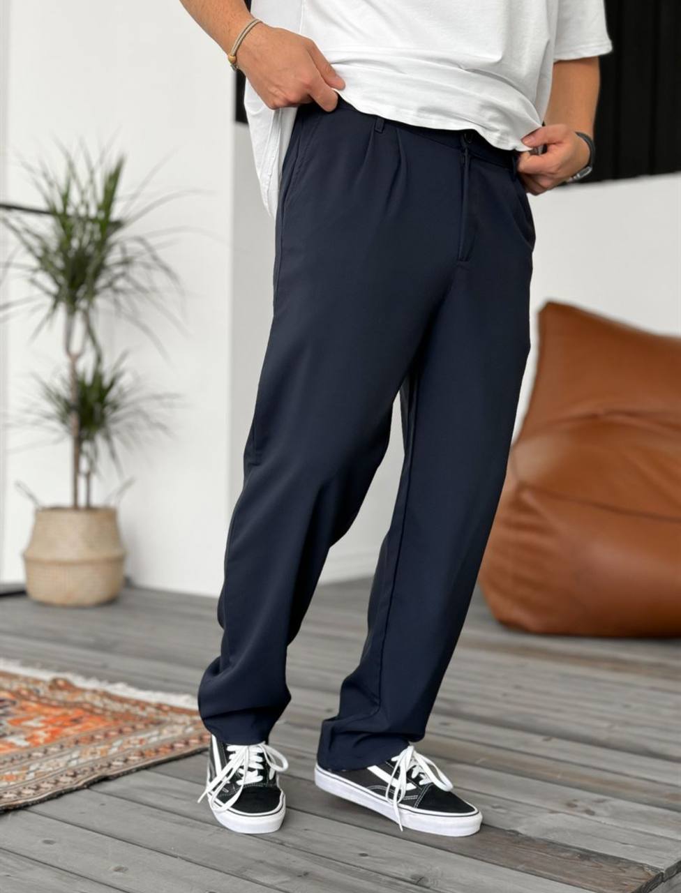 Pantalones Plisados Esenciales Modernos para Hombre – Comodidad a Medida para una Elegancia Diaria