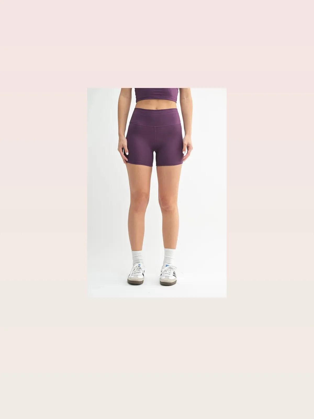 Venice Cloud Light Contour Biker Shorts in MERLOT