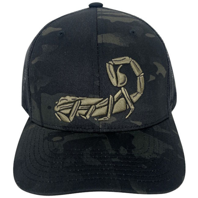 Gorra trucker de escorpión
