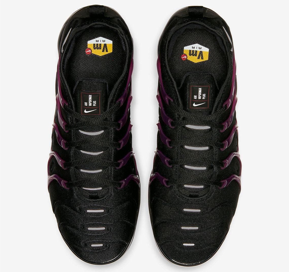 Nike Air VaporMax Plus 'Black Noble Red'