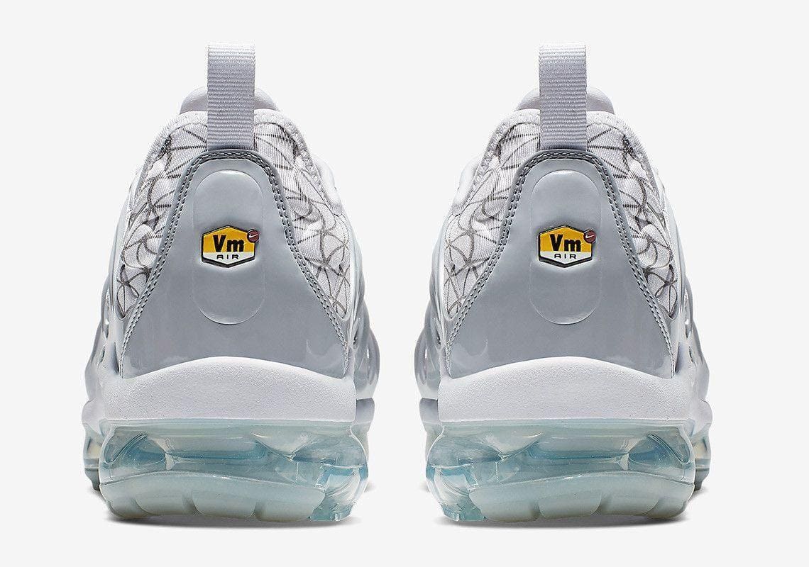 Nike Air VaporMax Plus 'Silver White'