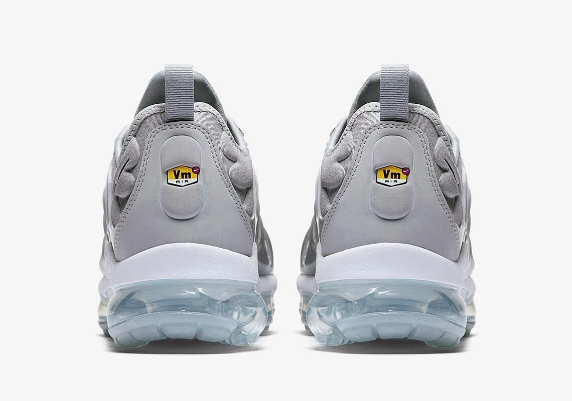 Nike Air VaporMax Plus 'Wolf Grey Black'