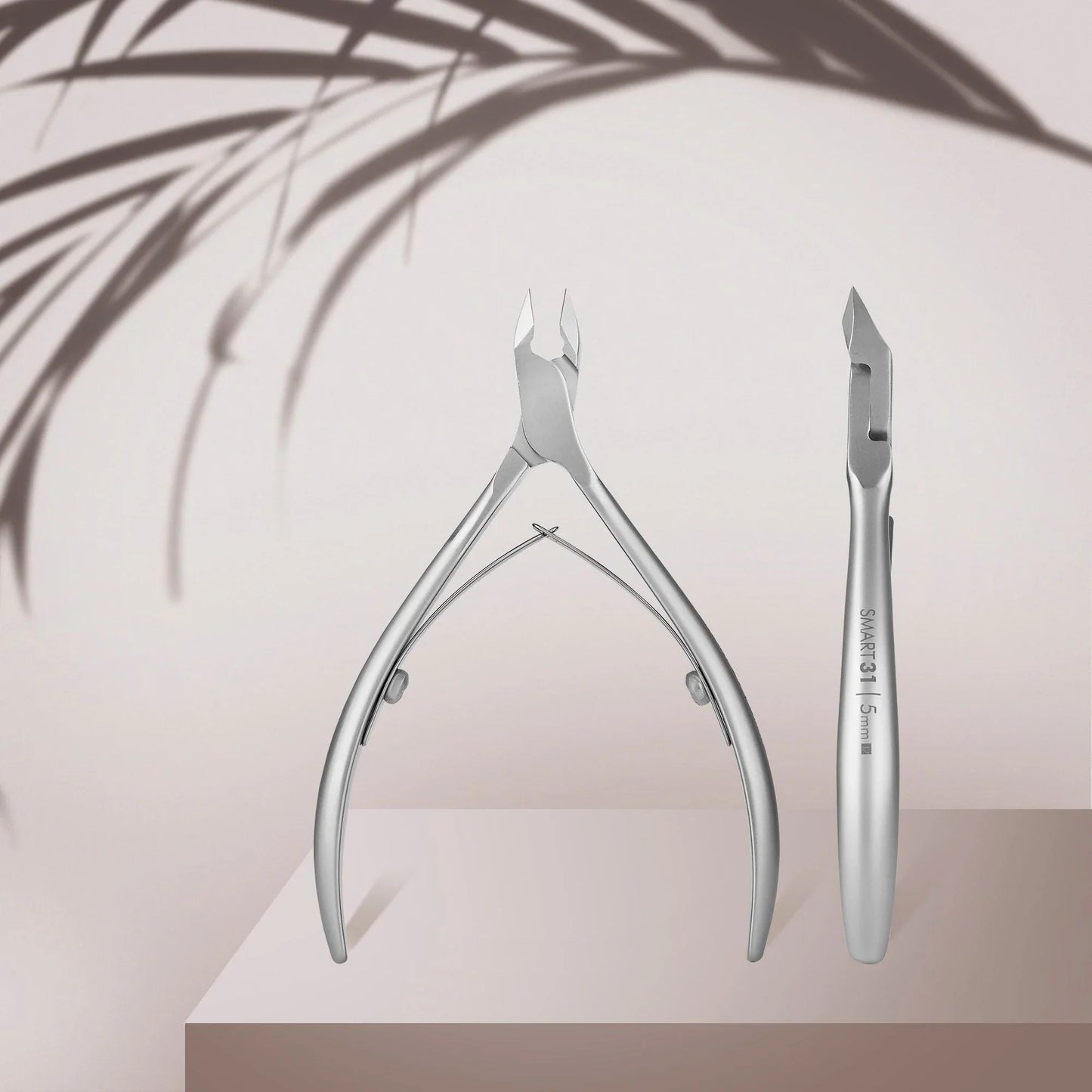STALEKS Pro Smart 31 Professional Cuticle Nippers 5 mm Ns-31-5