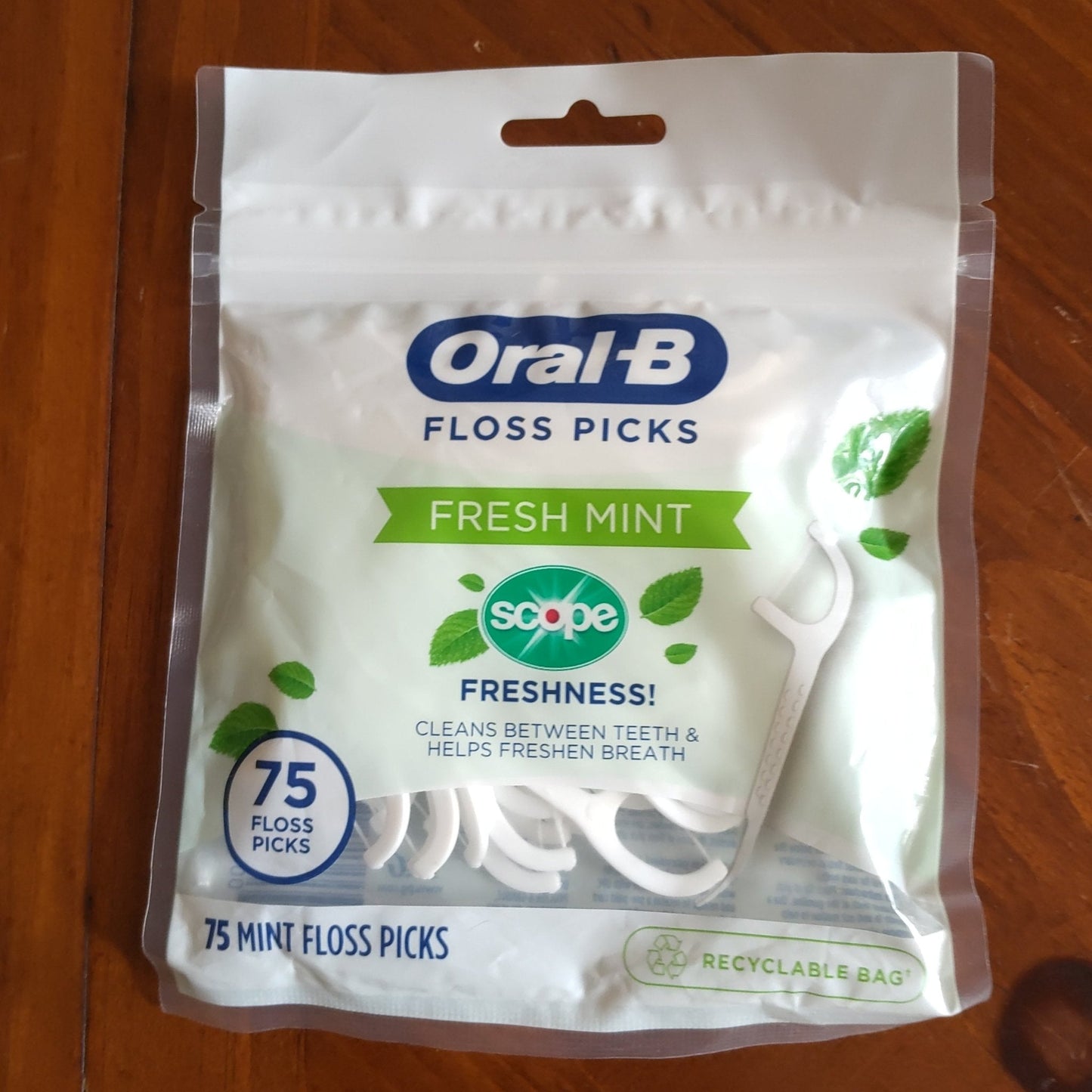 Oral-B Dental Floss Picks Scope Mint Flavor Oral Care, 75 ct
