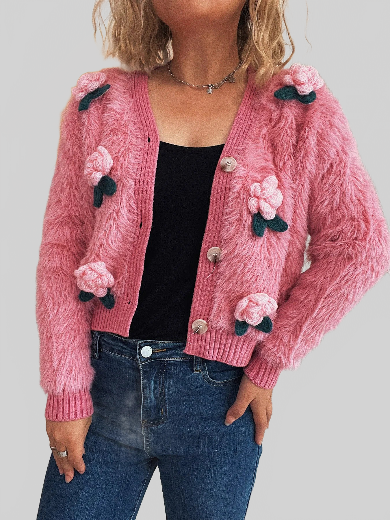 Cárdigan de mujer con botones de flores y peluche