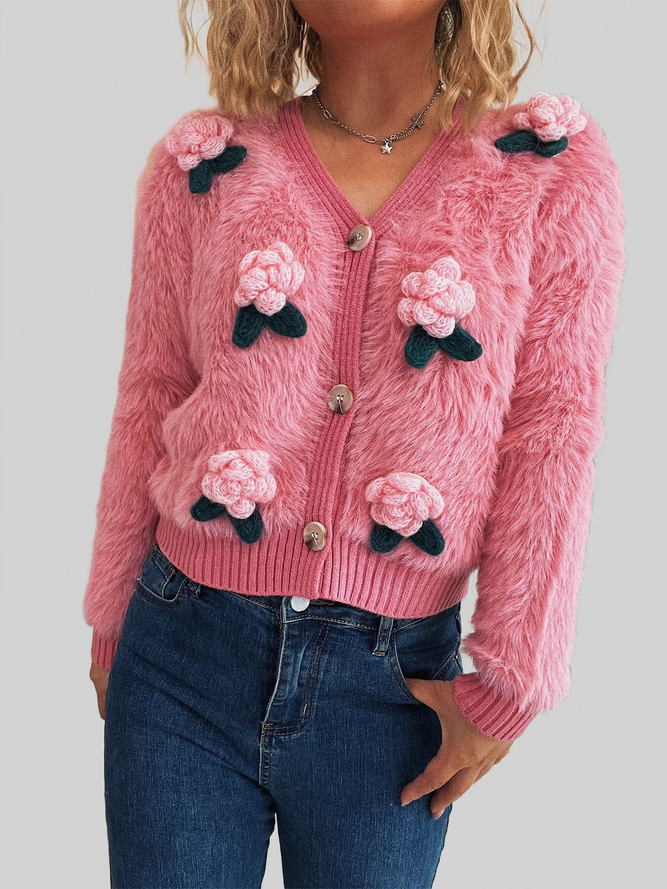Cárdigan de mujer con botones de flores y peluche