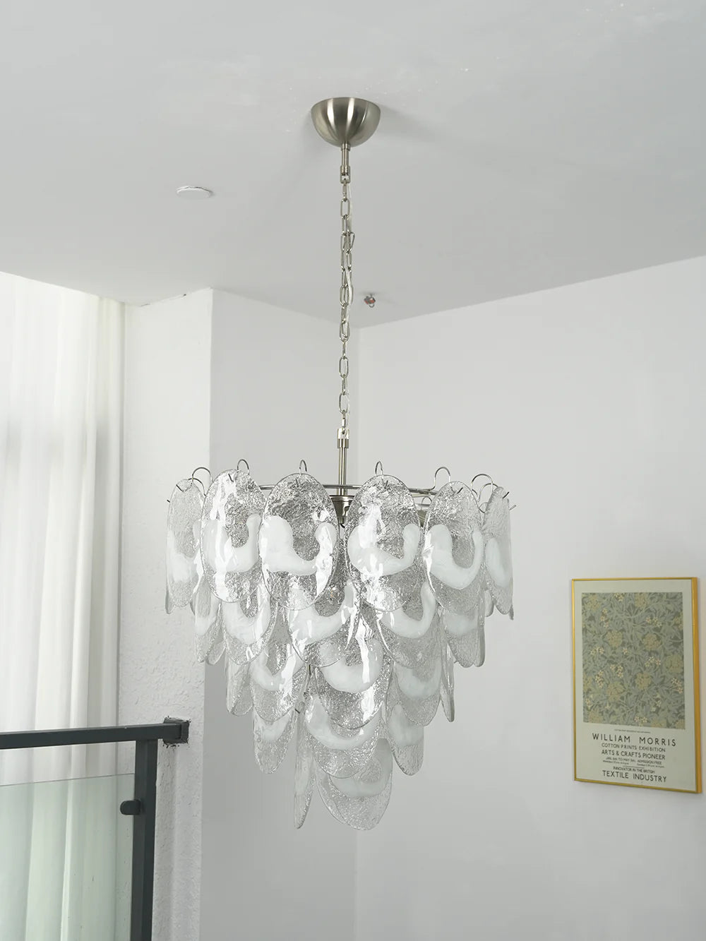 Lámpara de araña de cristal transparente ovalada en forma de U blanca