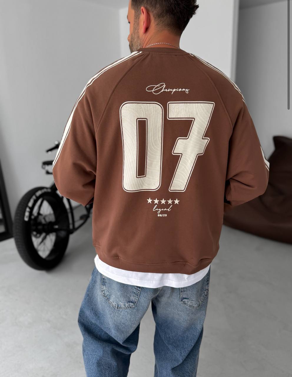 Sudadera Oversize Unisex con Rayas Universitarias
