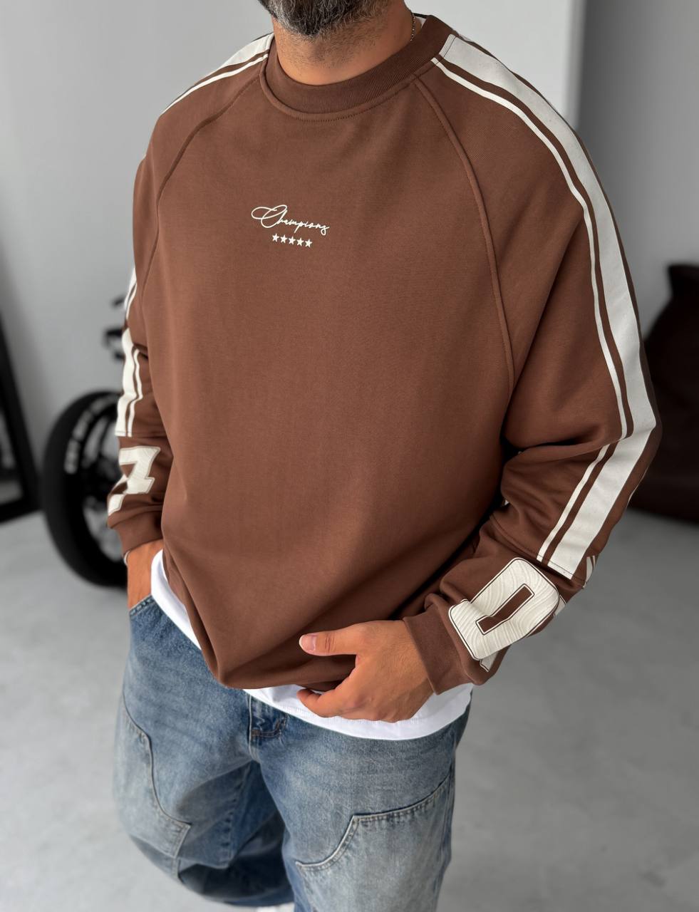 Sudadera Oversize Unisex con Rayas Universitarias