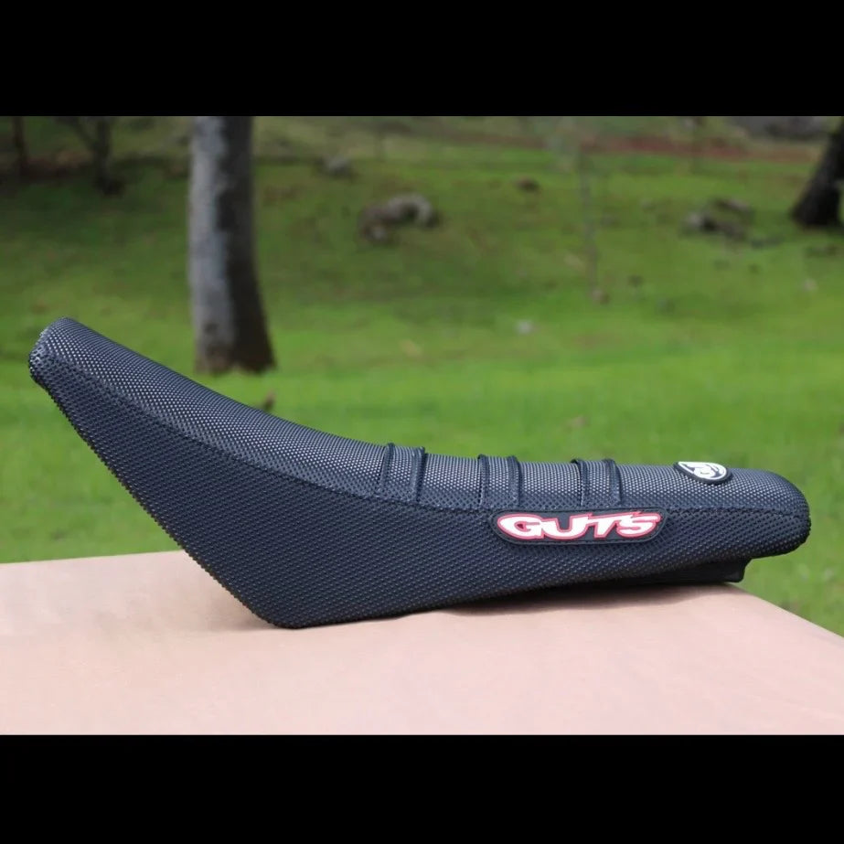All white or All black GUTS Seat Cover for all emotos
