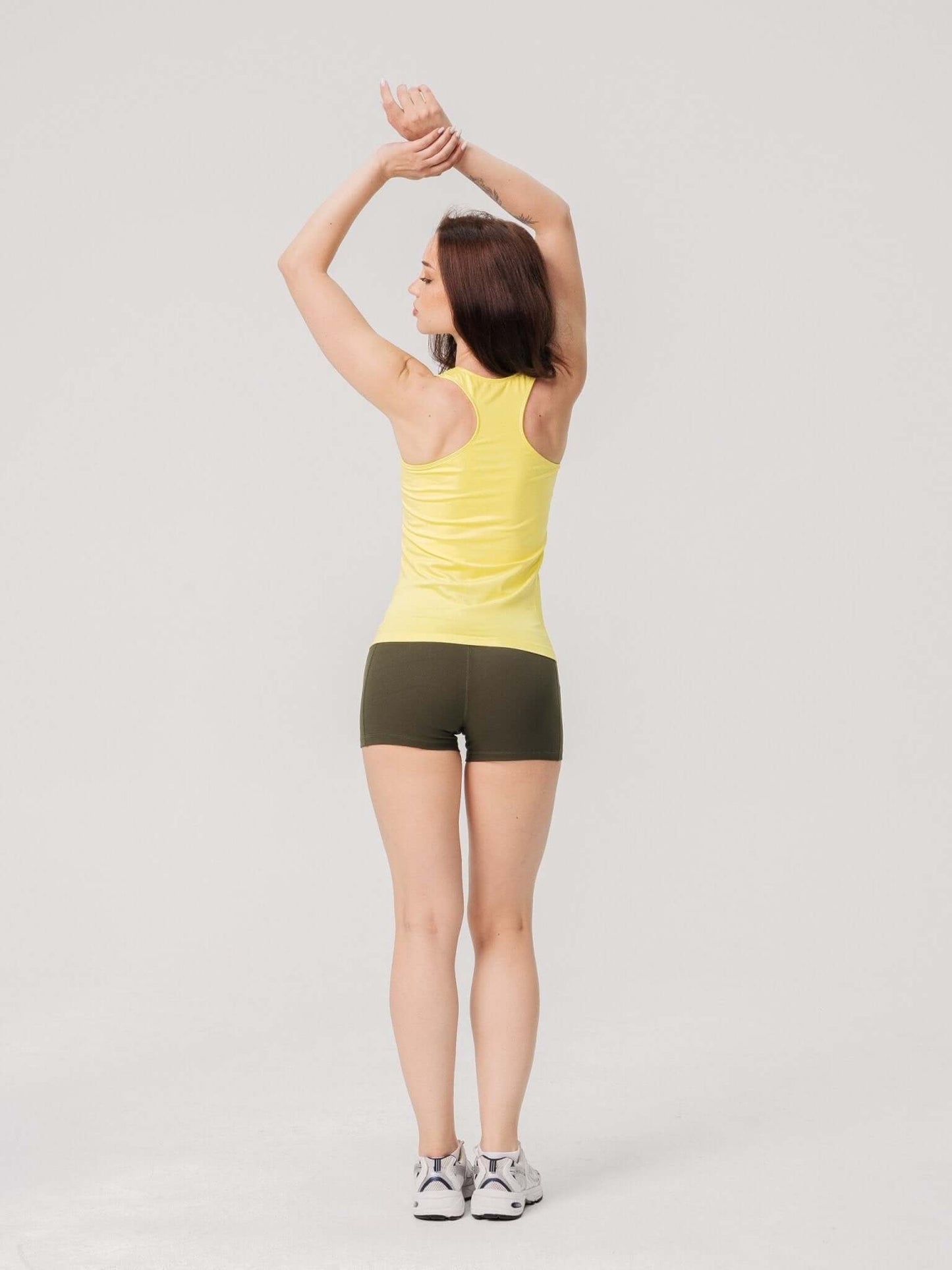 Three Pocket Basic Short