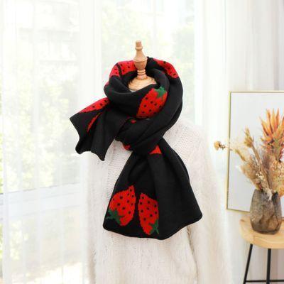 Pañuelo estampado de fresas
