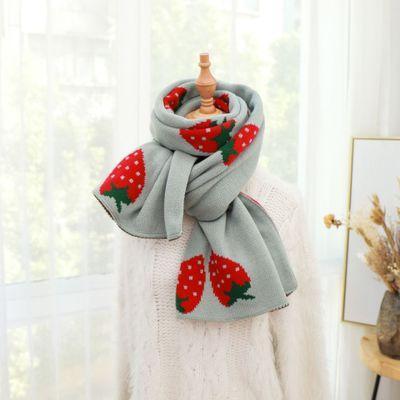 Pañuelo estampado de fresas