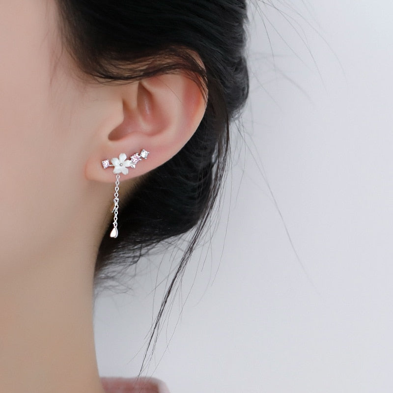 Pendientes con colgante de flor de cerezo