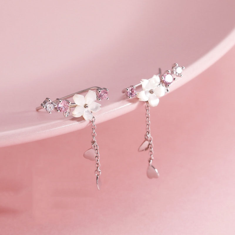 Pendientes con colgante de flor de cerezo