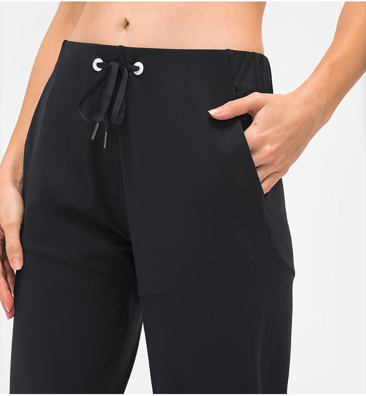 Pantalones deportivos elásticos y cómodos BareMove para mujer, 28"