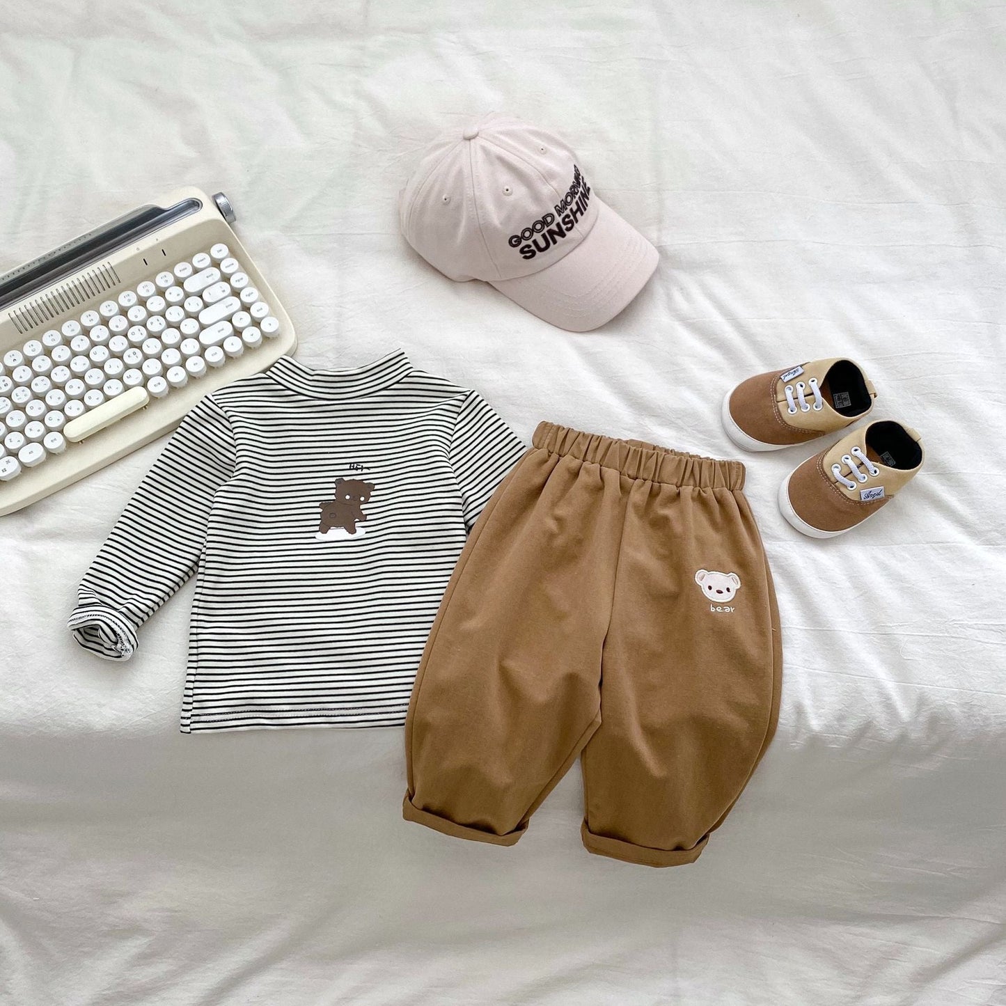 Llegada Otoño Bebés Niños Manga Larga Rayas Oso Teddy Camiseta y Pantalones Versátiles – Conjunto a Juego