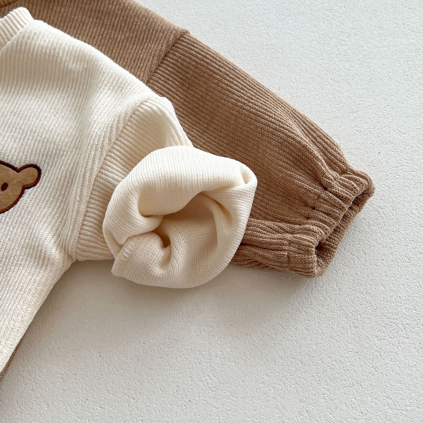Conjunto de pantalón y camiseta de manga larga con cabeza de oso para bebé
