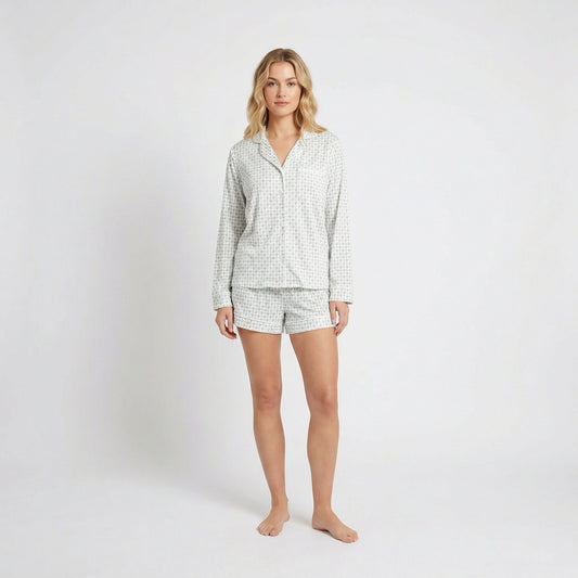 Pijama de bambú de manga larga y pantalón corto Lavender Lane para mujer