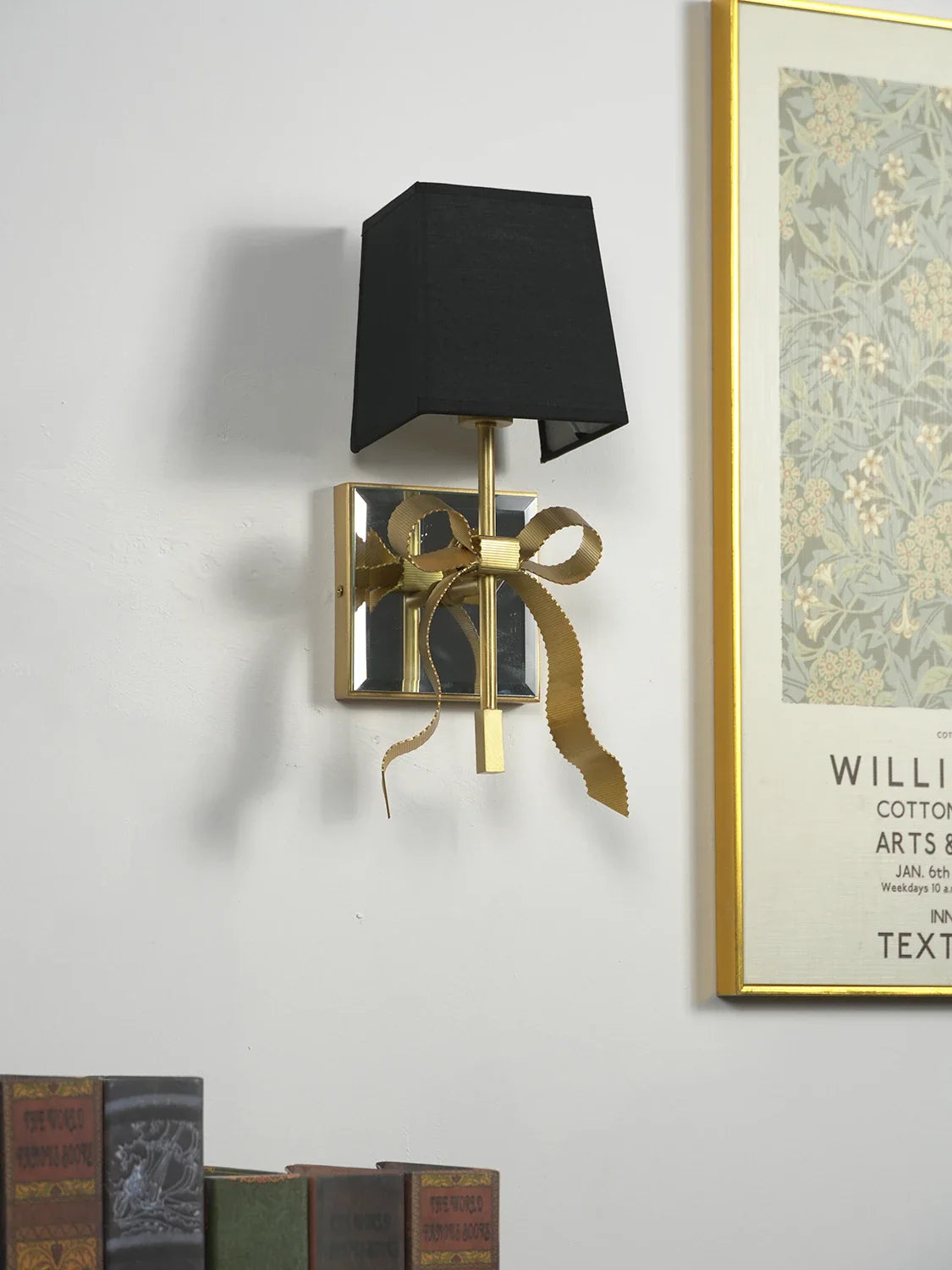 Aplique de pared con lazo