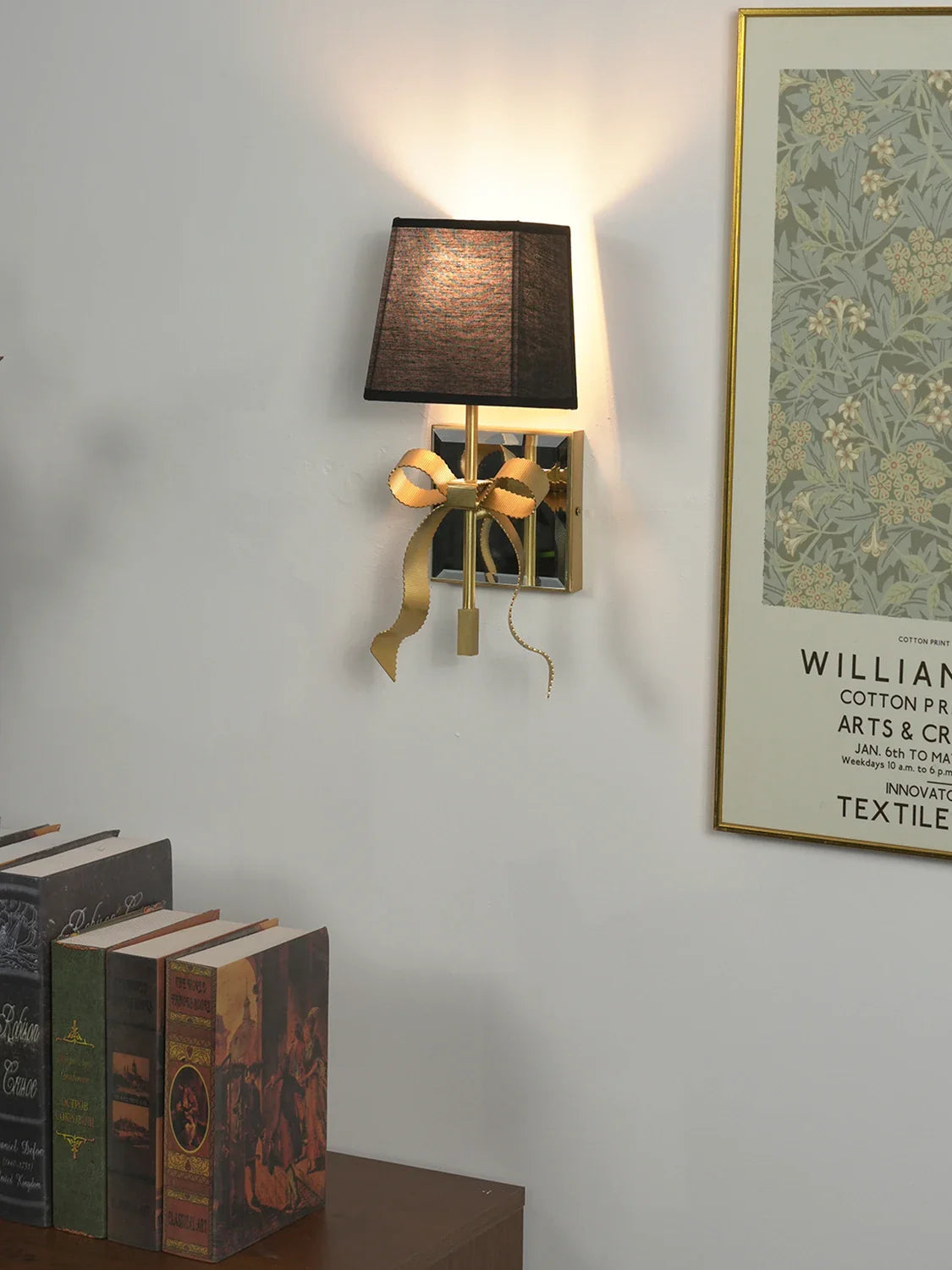 Aplique de pared con lazo