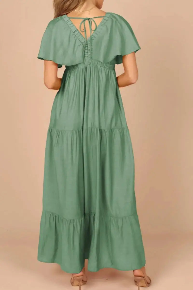 Women's Maxi Dress Maxi Dress - Ruffled V-Neck, Flowy & Flattering - Elegant