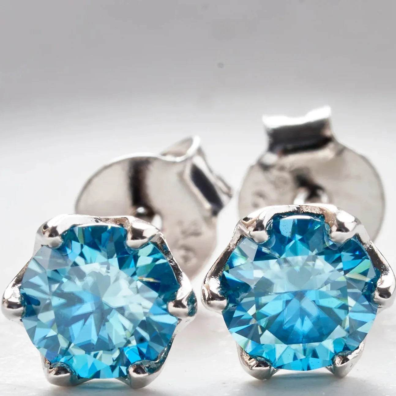 Sea Blue Moissanite Stud Earrings 0.5-2.0 Ct 925 Sterling Silver Wedding