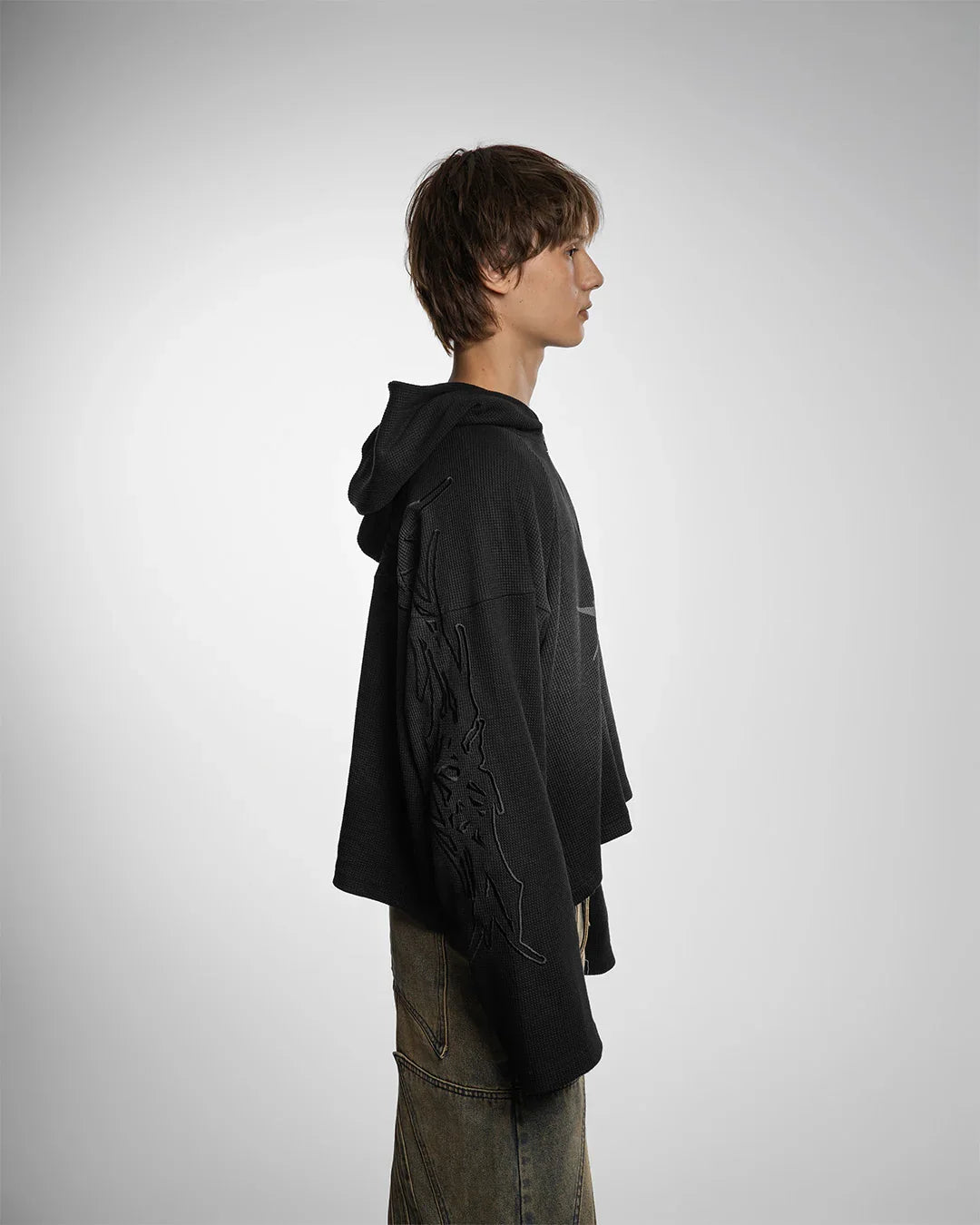 SUDADERA CON CAPUCHA DE PUNTO TÉRMICO X-RAY V2 (NEGRO SOMBRA)