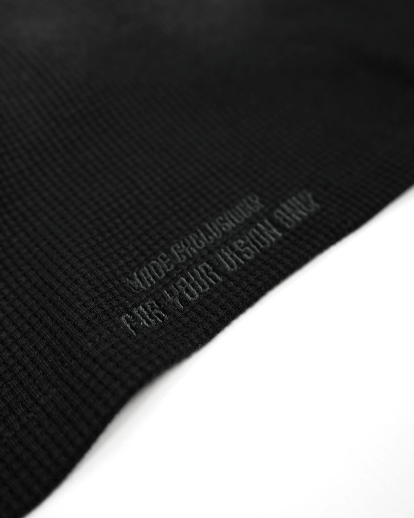 SUDADERA CON CAPUCHA DE PUNTO TÉRMICO X-RAY V2 (NEGRO SOMBRA)
