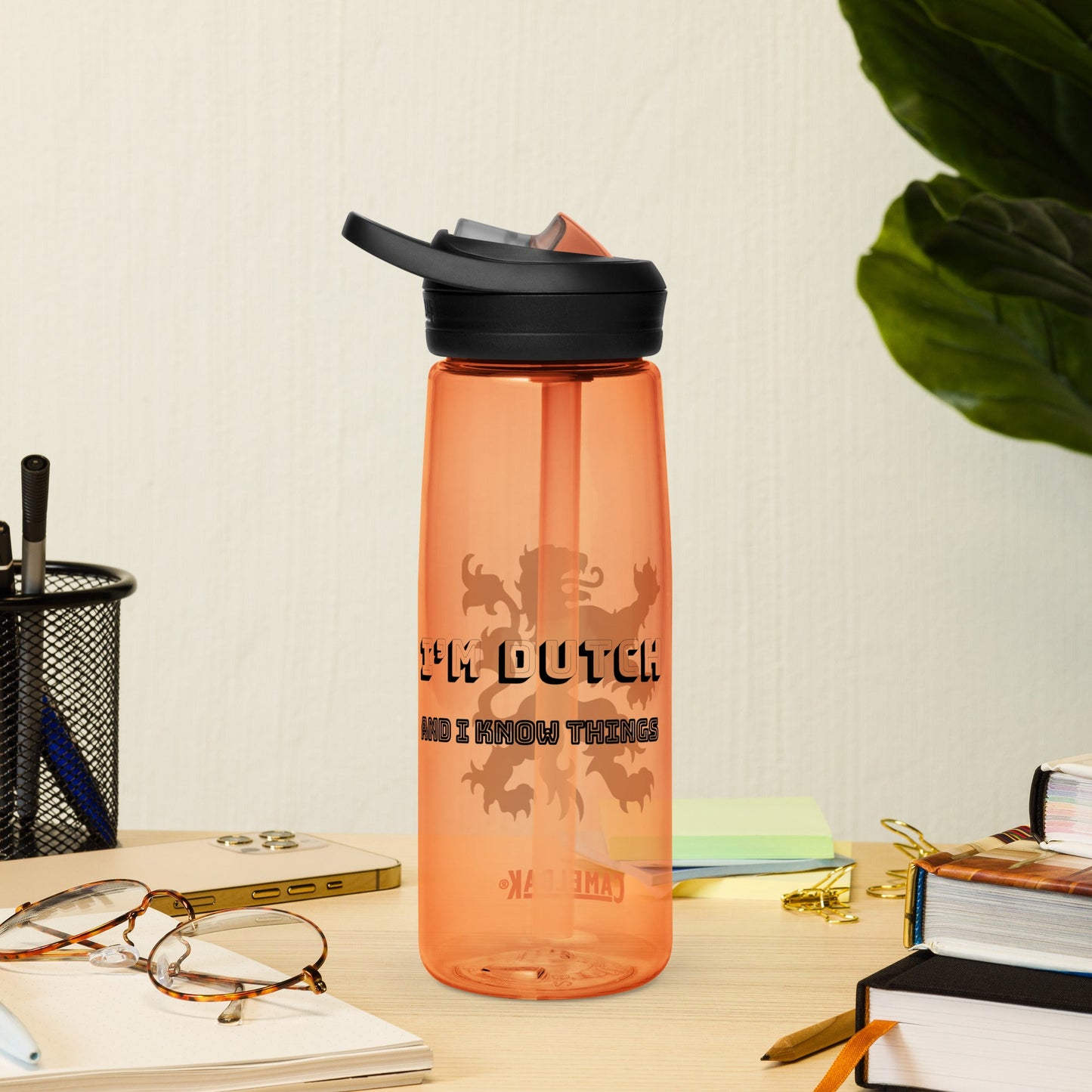 Kamelenrug Leeuw - CamelBak® Sports water bottle