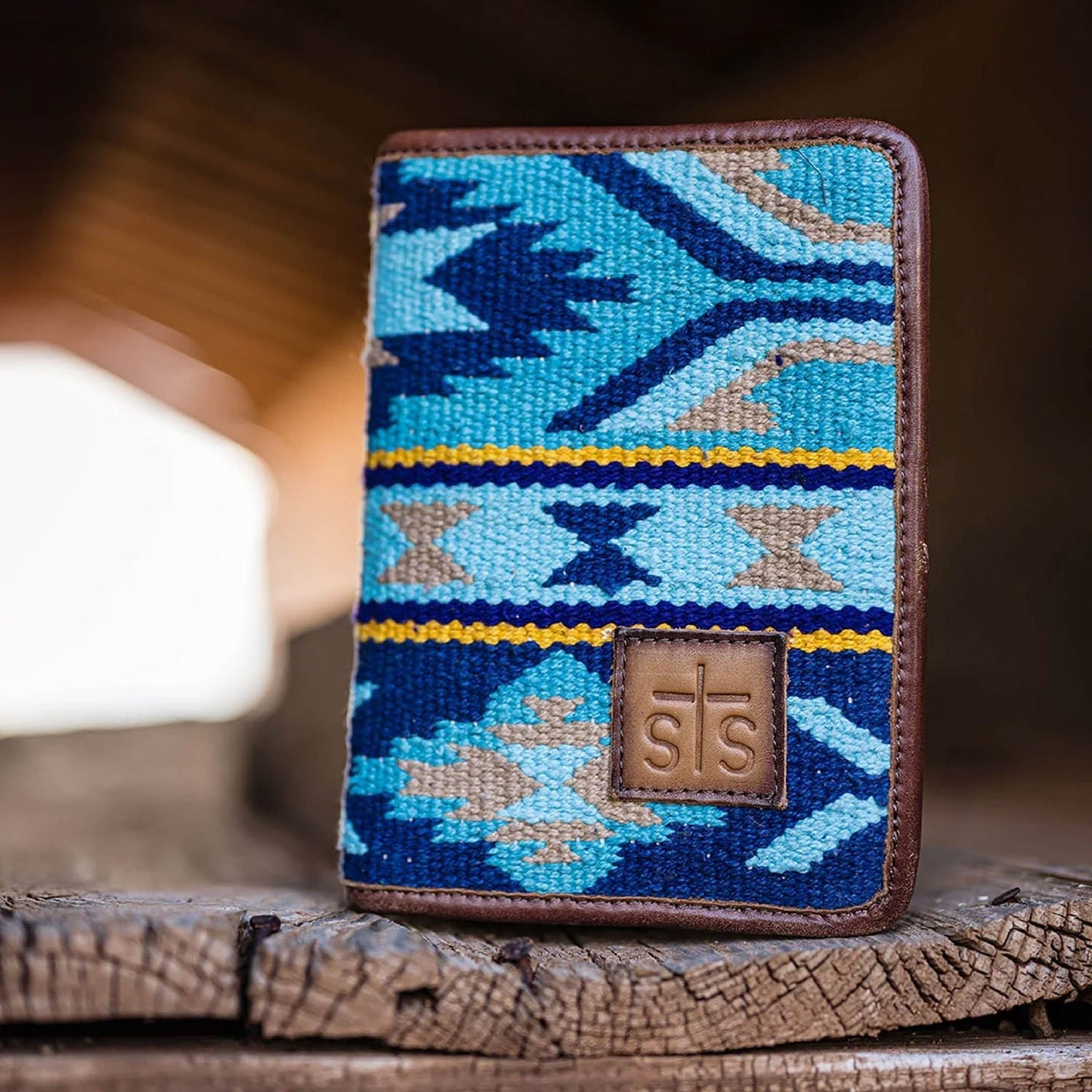 Billetera magnética Serape STS Mojave Sky