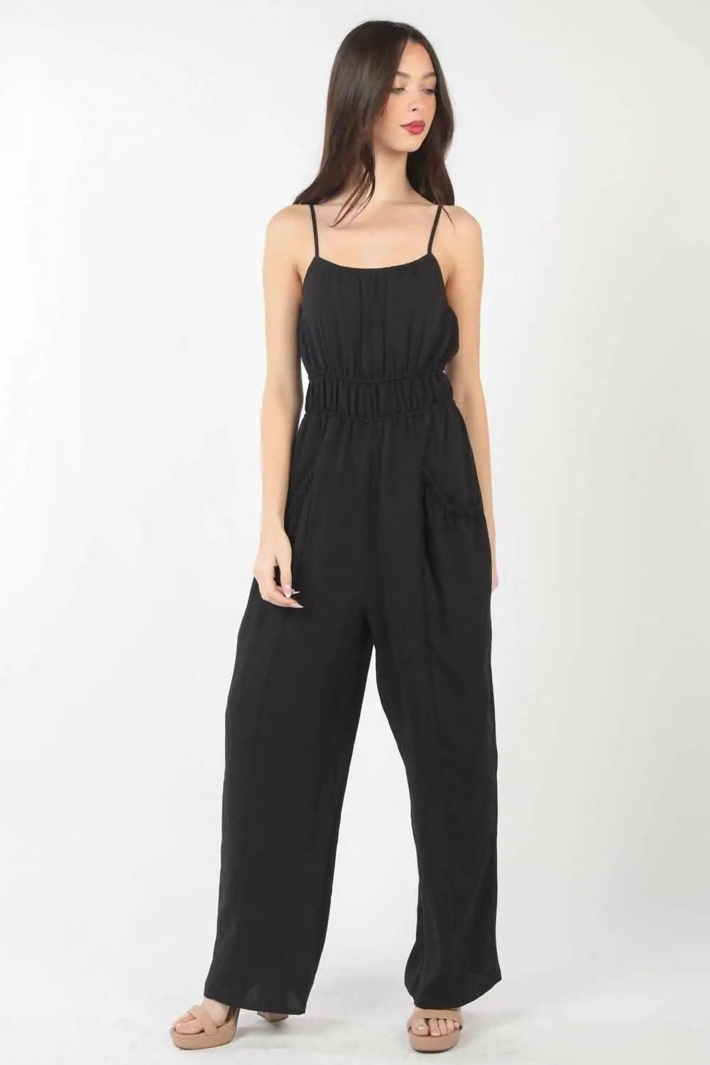 Tendencia superior para mujer. Blusa drapeada para mujer, mezcla de rayón, elegante, sofisticada.