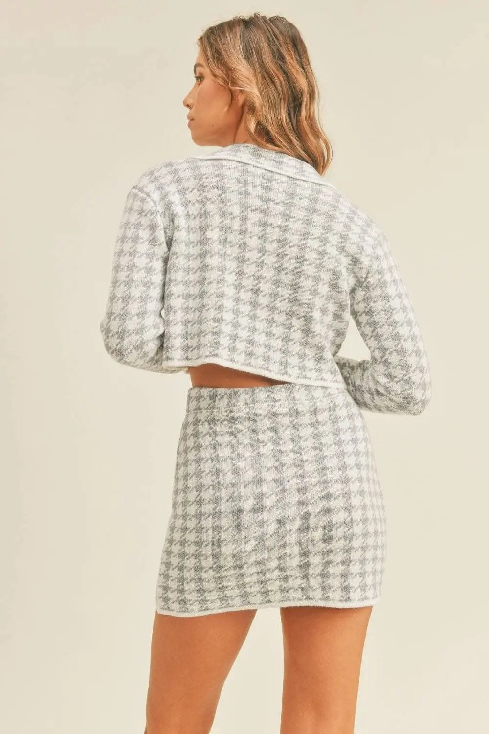 Trendsi Women's Houndstooth Knit Set — Matching Sweater & Skirt Outfit