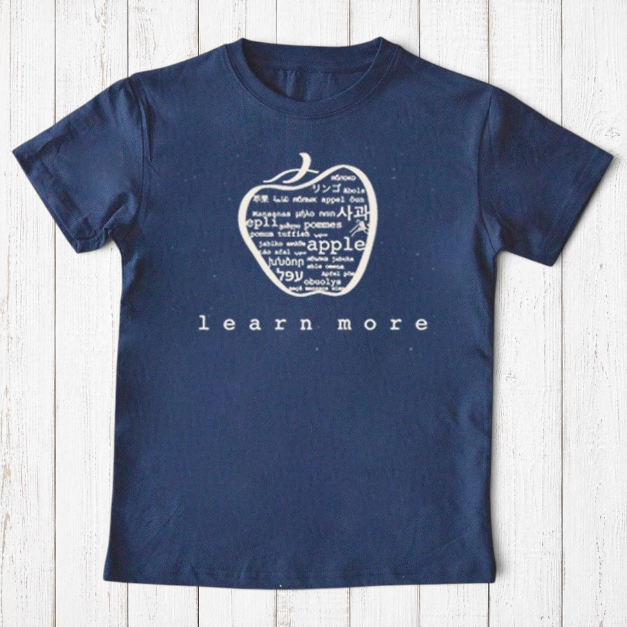 Camiseta "Más información" de Apple para niños