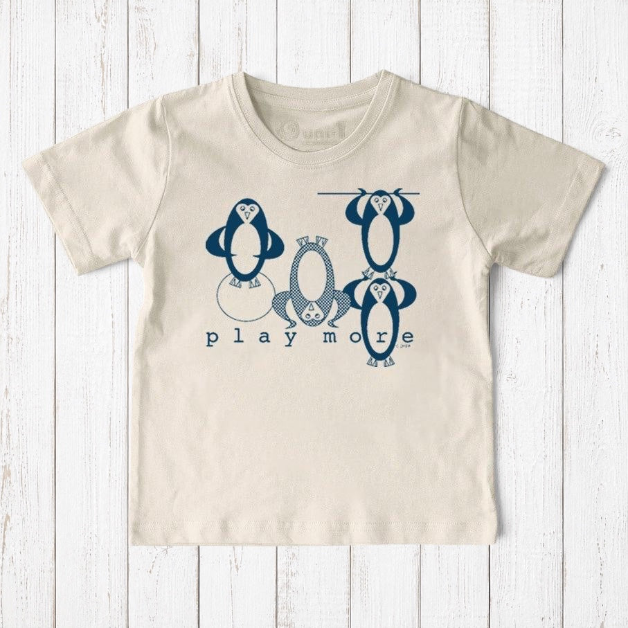 Camiseta de pingüino "Juega más" para niños
