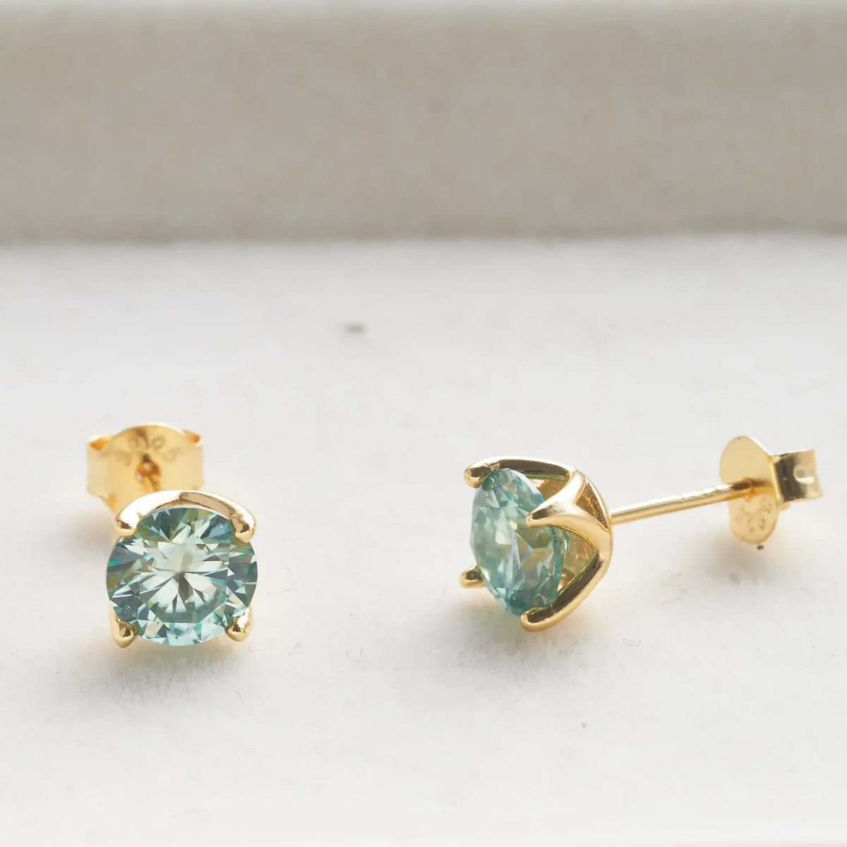 VVS D Moissanite Stud Earrings 925 Sterling Silver 18K Gold Plated Wedding