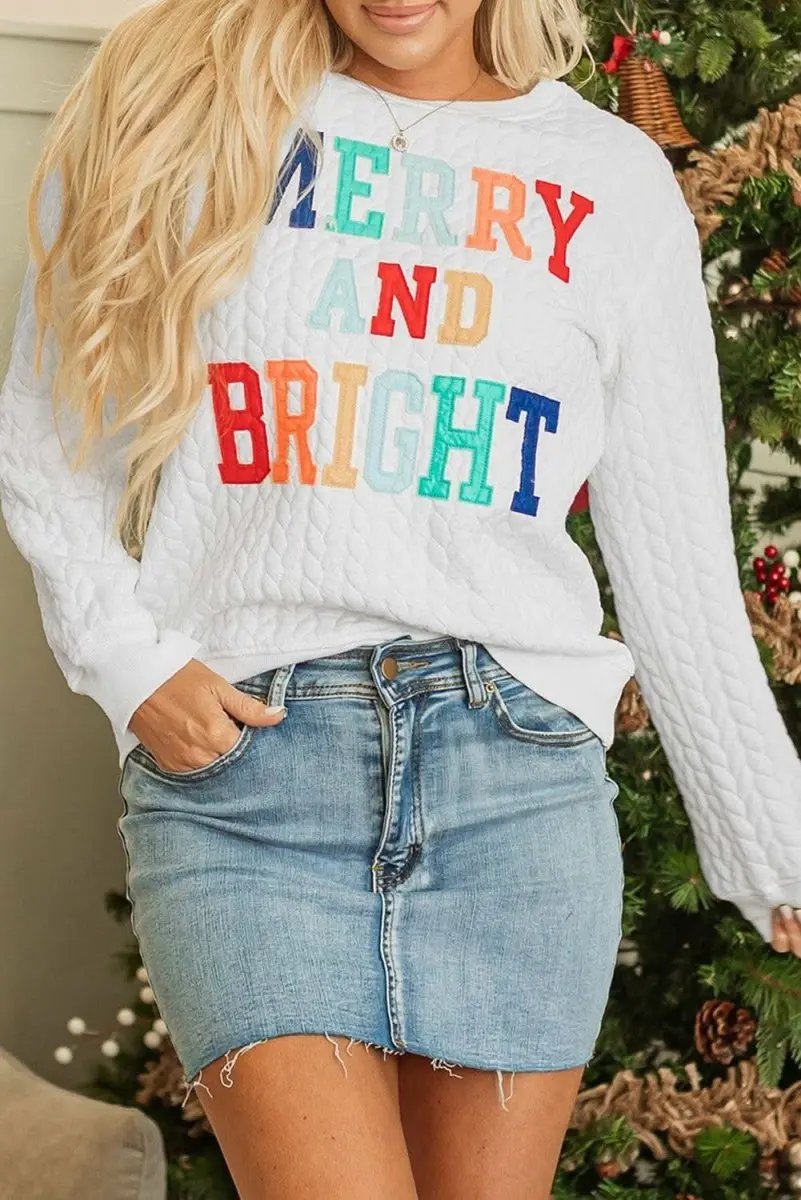 Sweatshirt - Cable Knit - Cozy Winter Essential