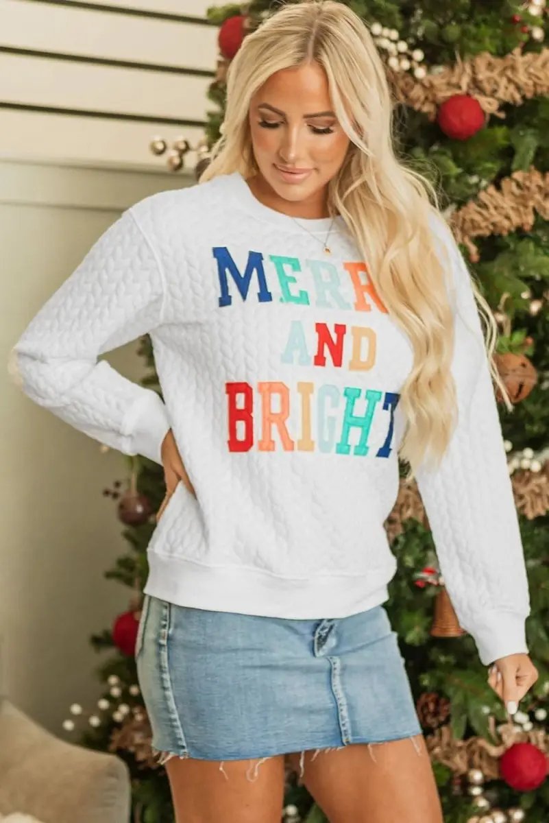 Sweatshirt - Cable Knit - Cozy Winter Essential