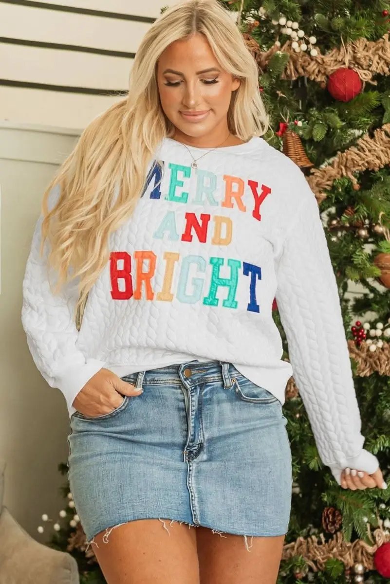 Sweatshirt - Cable Knit - Cozy Winter Essential