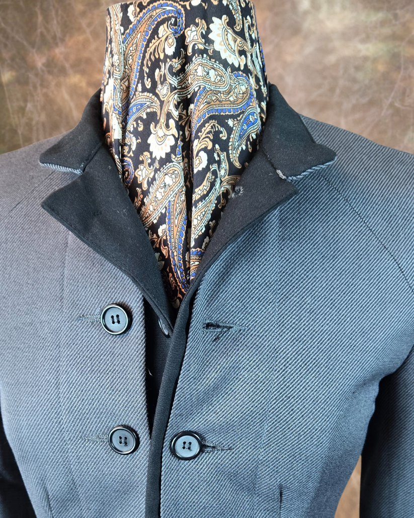 Abrigo militar para mujer - Gris (con detalles negros)