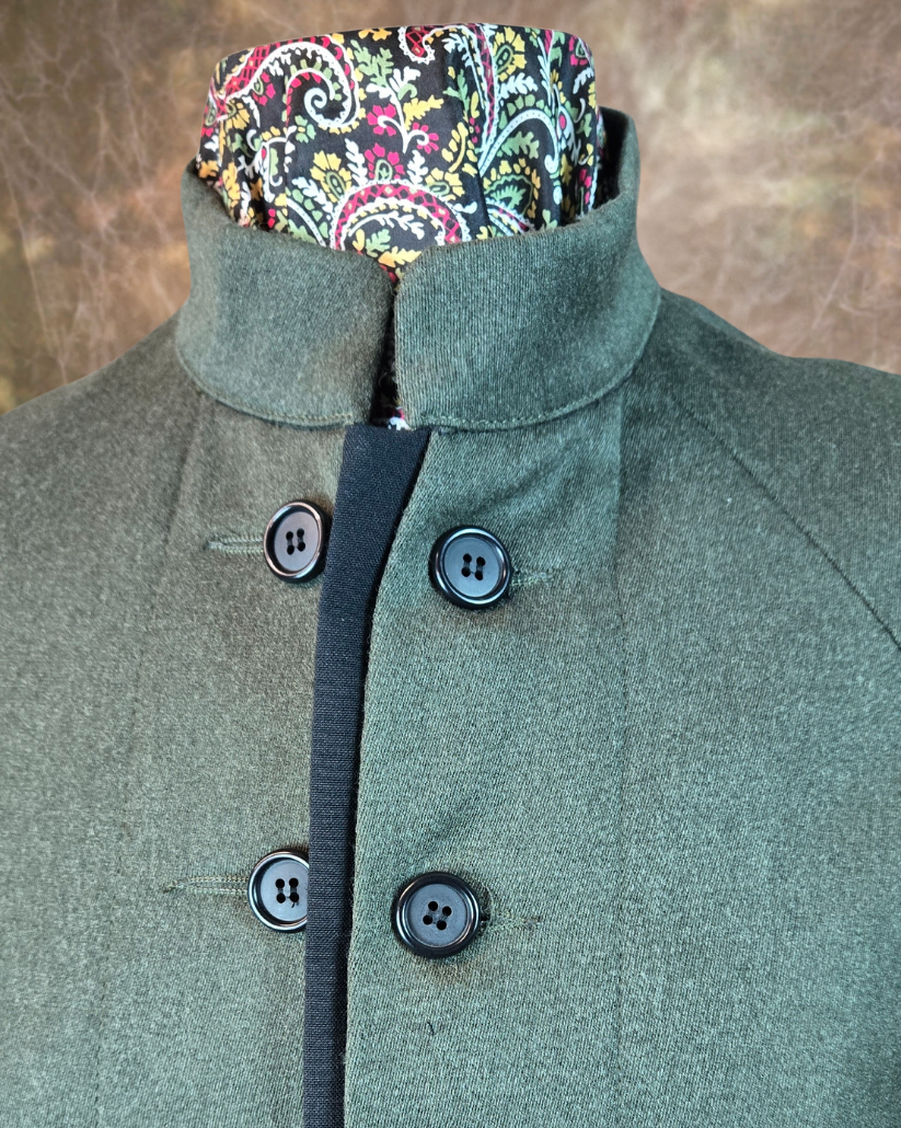 Abrigo militar de mujer - Oliva