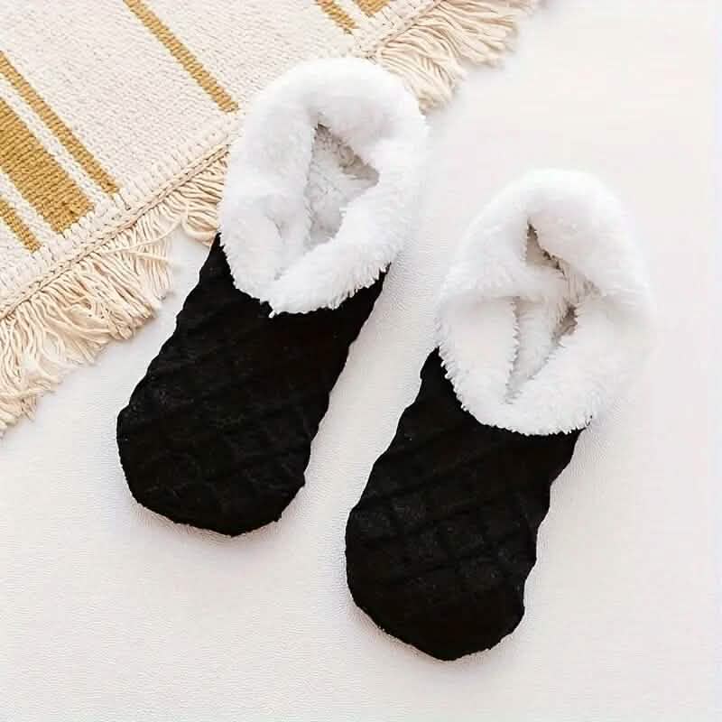 Women's Autumn Winter Plush Lined Indoor Low Cut Socks