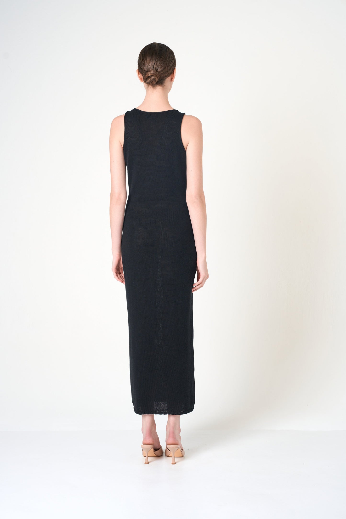 Vestido midi en negro